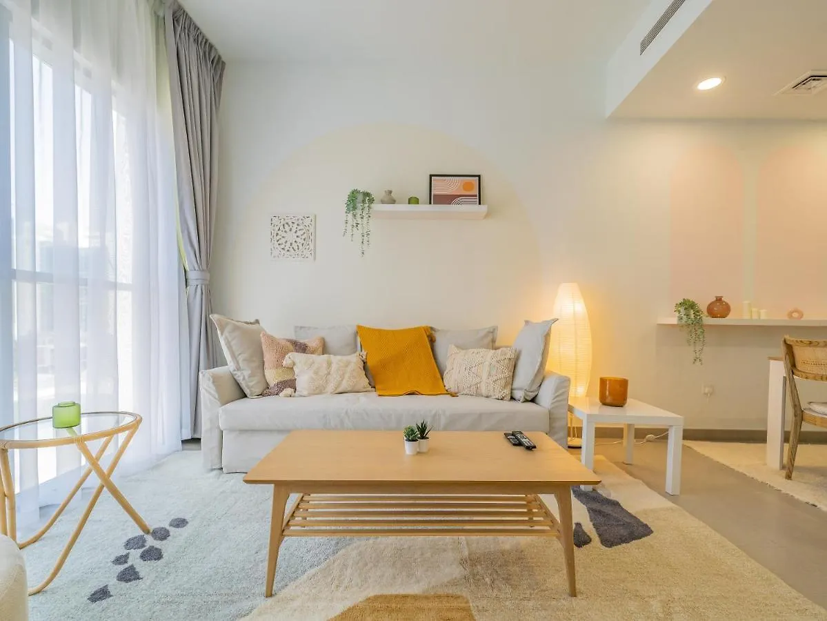Charming Tropical Apartment Minutes To Dubai Mall 0*,  United Arab Emirates