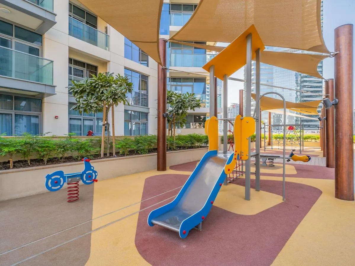 Charming Tropical Apartment Minutes To Dubai Mall